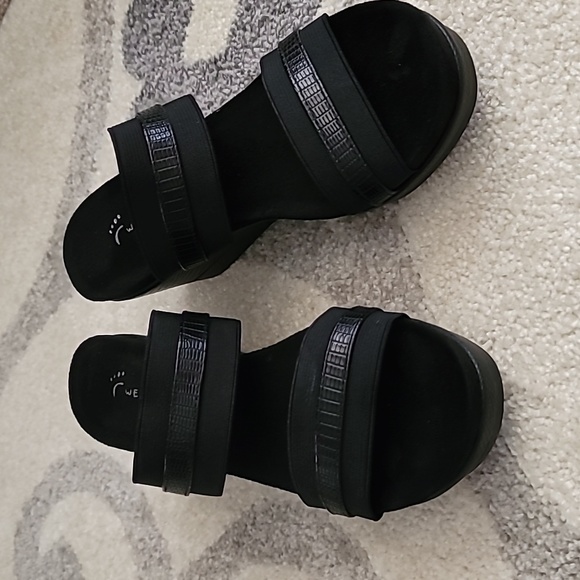 wear ever by baretraps